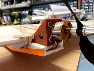 angled motor